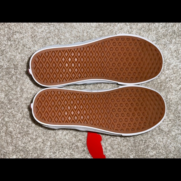 Vans - Picture 3 of 3